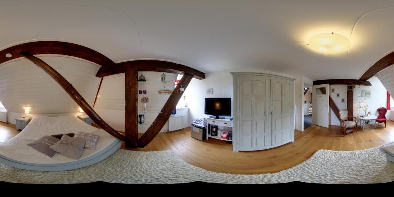 Bloemenhoeve Bed and Breakfast Birdaard Exterior foto